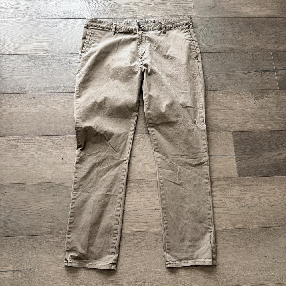 Vuori The Rise Men's Pants Size 38 Khaki Taupe Stretch Chino 30" Inseam Casual